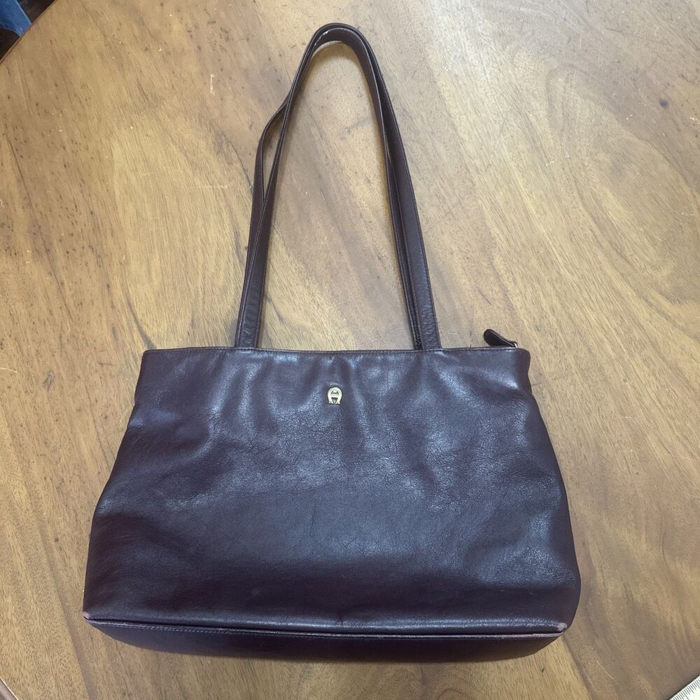 Vintage 70’s/80’s Etienne Aigner ox blood leather handbag Double Handle